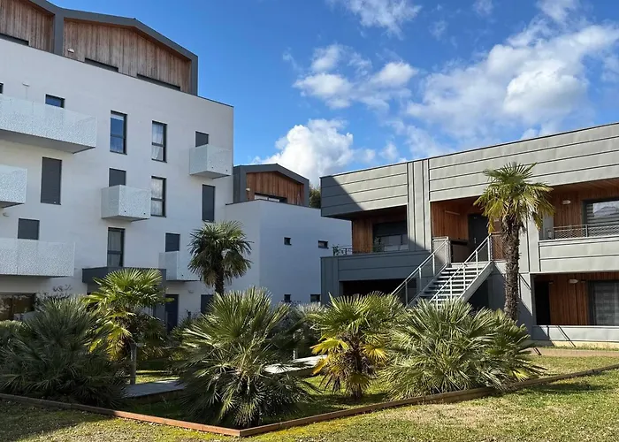 Grand T2 Avec 2 Terrasses Pres Du Et Garage - Animaux Acceptes - Fr-1-555-111 Aix-les-Bains