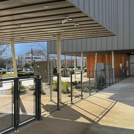 Grand T2 Avec 2 Terrasses Pres Du Et Garage - Animaux Acceptes - Fr-1-555-111 아파트 *