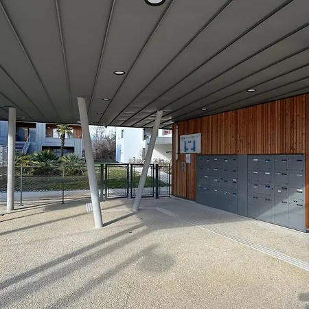 Grand T2 Avec 2 Terrasses Pres Du Et Garage - Animaux Acceptes - Fr-1-555-111