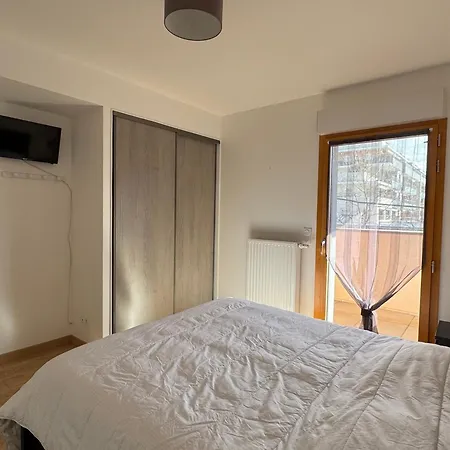 Grand T2 Avec 2 Terrasses Pres Du Et Garage - Animaux Acceptes - Fr-1-555-111 *