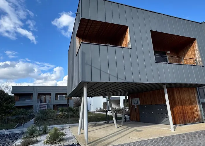 Grand T2 Avec 2 Terrasses Pres Du Et Garage - Animaux Acceptes - Fr-1-555-111 *