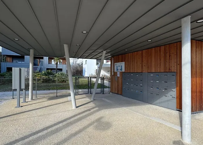 Grand T2 Avec 2 Terrasses Pres Du Et Garage - Animaux Acceptes - Fr-1-555-111