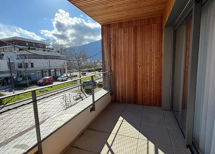 Grand T2 Avec 2 Terrasses Pres Du Et Garage - Animaux Acceptes - Fr-1-555-111 Aix-les-Bains